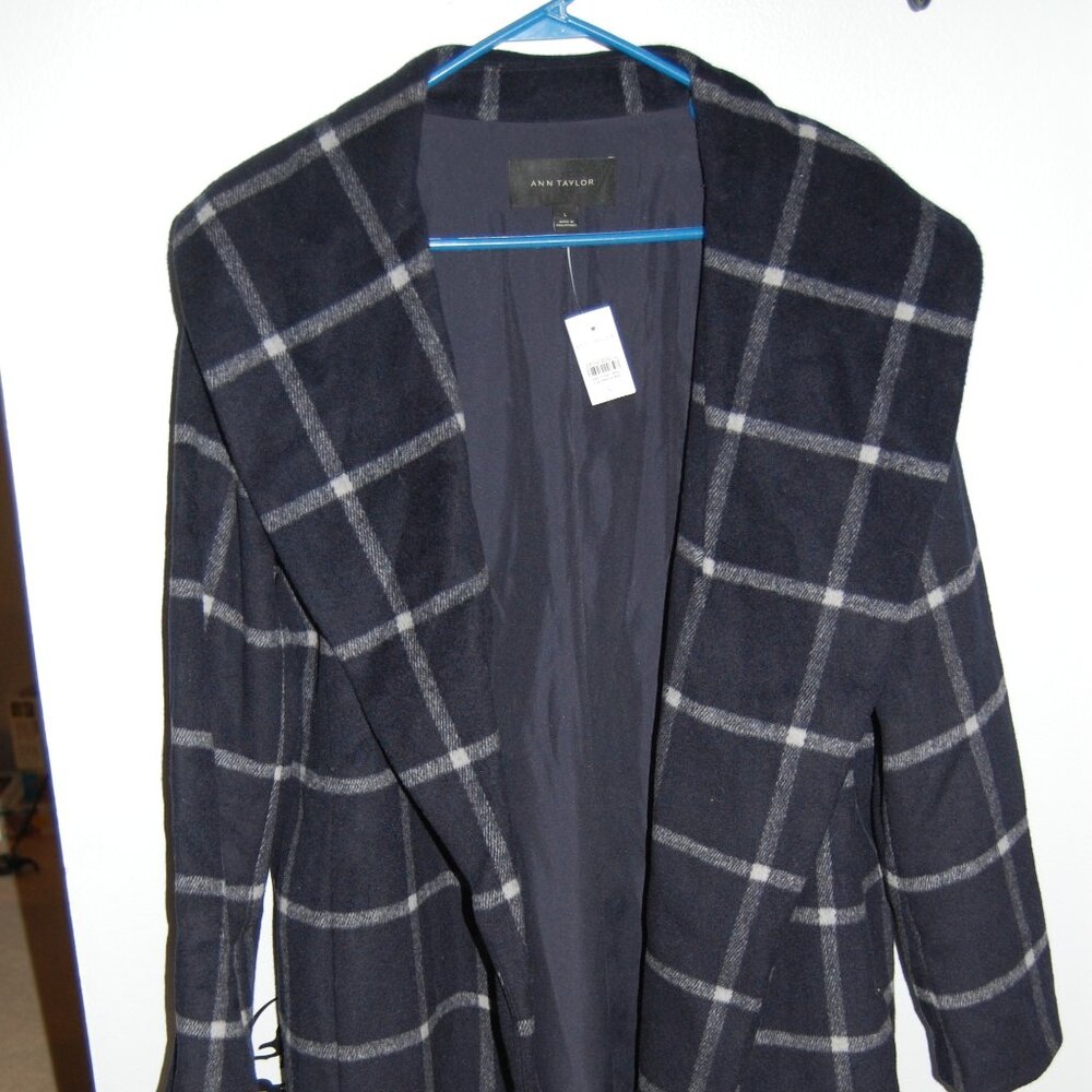 NEW LARGE ANN TAYLOR LONG BLACK PLAID COAT